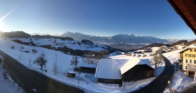 Studio Der Alpen Θουν Εξωτερικό φωτογραφία